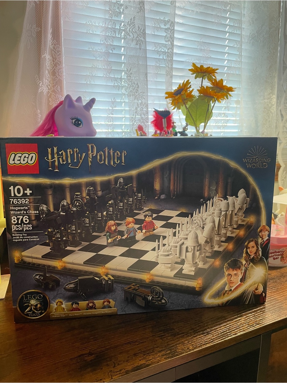 Brand New LEGO Harry Potter Wizard's Chess Set - Black & White